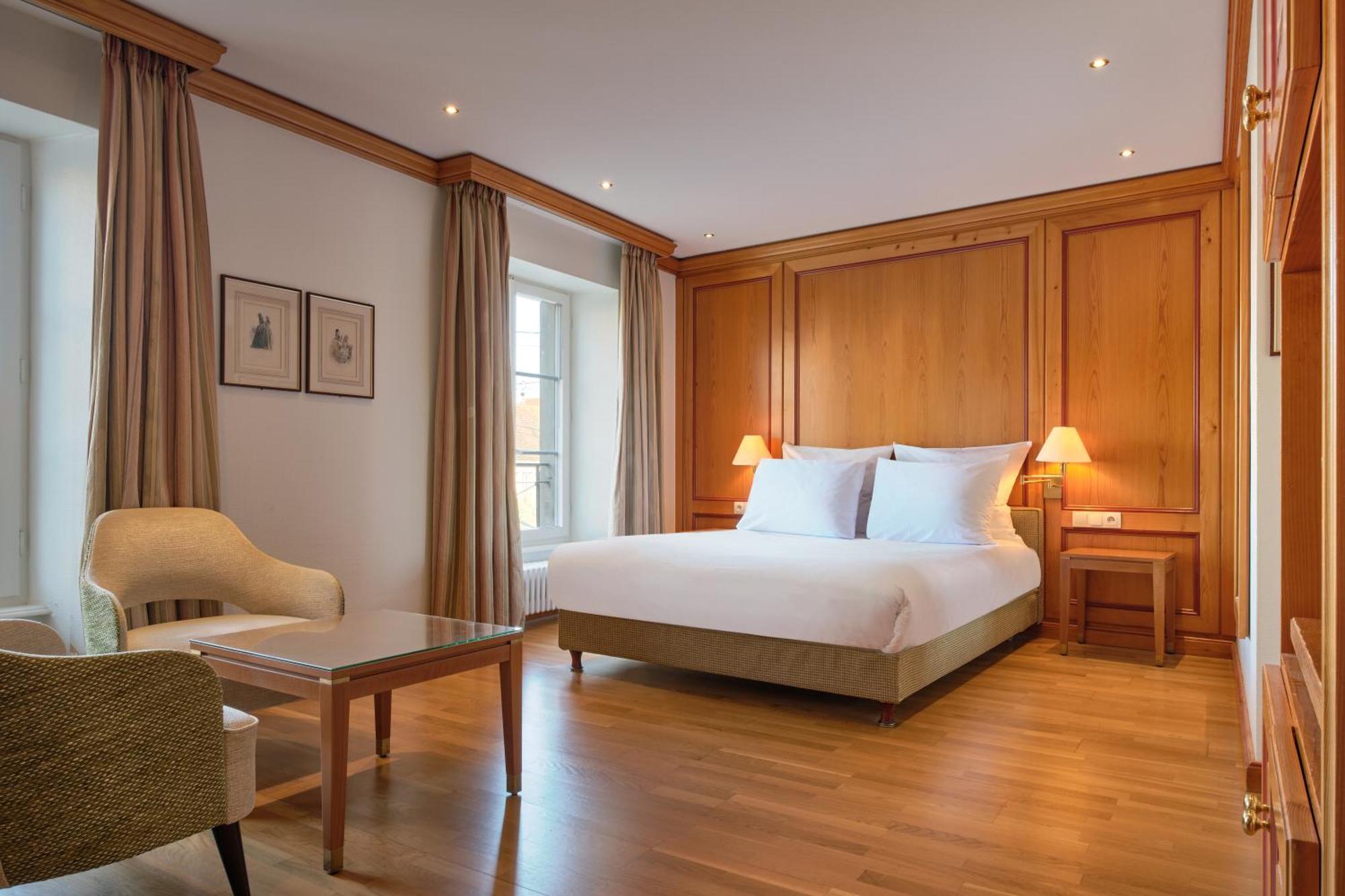 Hotel & A La Cour D'alsace By Happyculture 4*