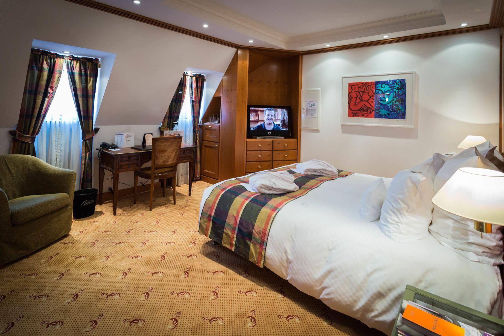 & A La Cour D'alsace By Happyculture Hotel 4*